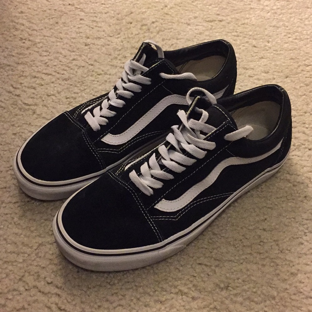 Vans “Old Skool” Sneakers
